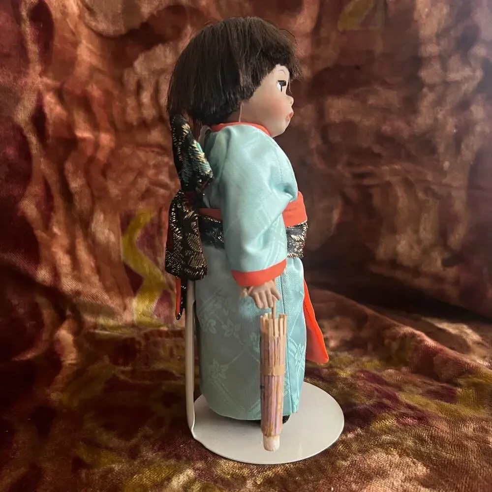 Vintage 80s Madame Alexander Japanese Girl Doll 570 Kimono Wagasa 8 Inch Japan